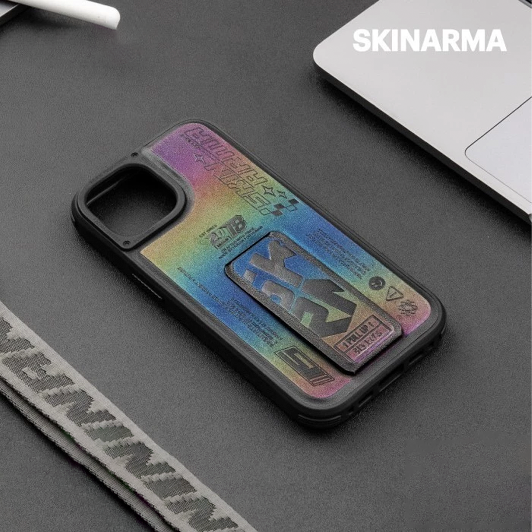 SkinArma iPhone 15 Kira Kobai Magsafe + Grip-Stand Case | Hologram
