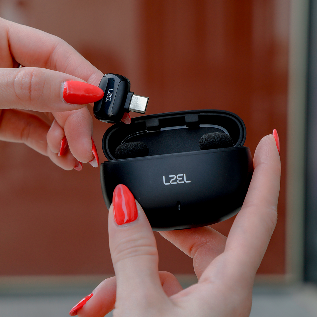 LZEL 2.4GHz Wireless Microphone – Portable, Plug & Play, Noise Reduction & Voice Effects