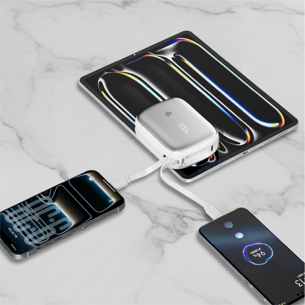 90 Percent Primflux Mini 22.5W Dual Built-In Cables Power Bank Powerdelivery Qc 3.0 | Usb-C & Lightning | Silver