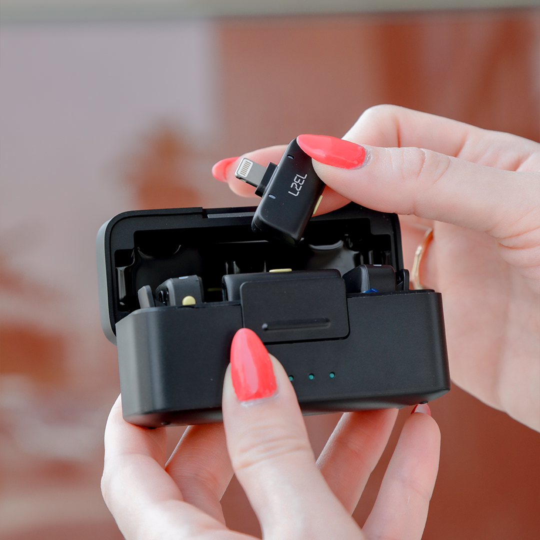 LZEL 2.4 GHz Wireless Microphone – Portable, Clear Audio, Noise Reduction, Mono/Stereo