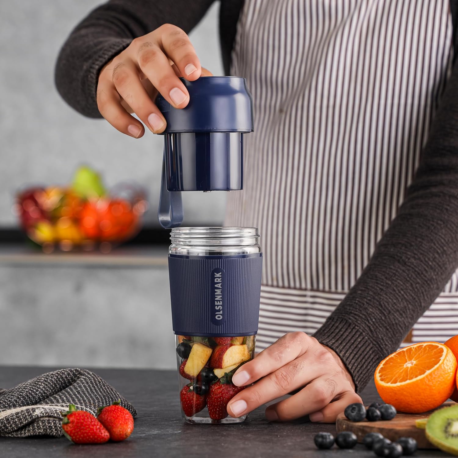 Olsenmark  Rechargeable Portable Blender, 300ML | 60W Powerful Motor | USB Rechargeable Mini Juicer | Safety Lock | BPA-Free
