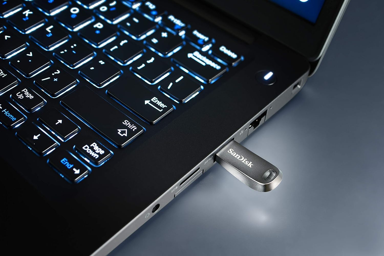 SanDisk Ultra Luxe USB 3.2 Gen 1 Flash Drive - 512GB