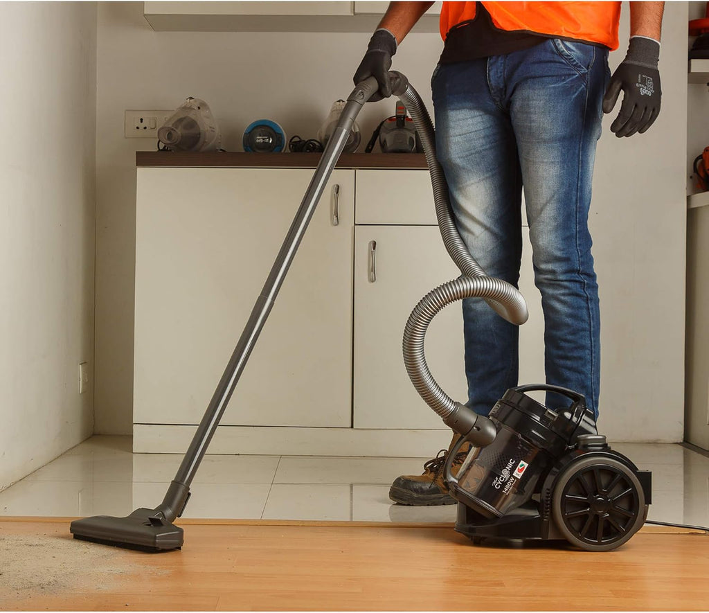 Black & Decker 1400W Bagless Multicyclonic Canister Vacuum Cleaner | Black