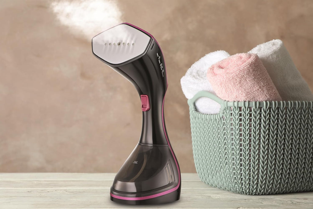 Black & Decker Portable Digital Handheld Garment Steamer 1600W | Black
