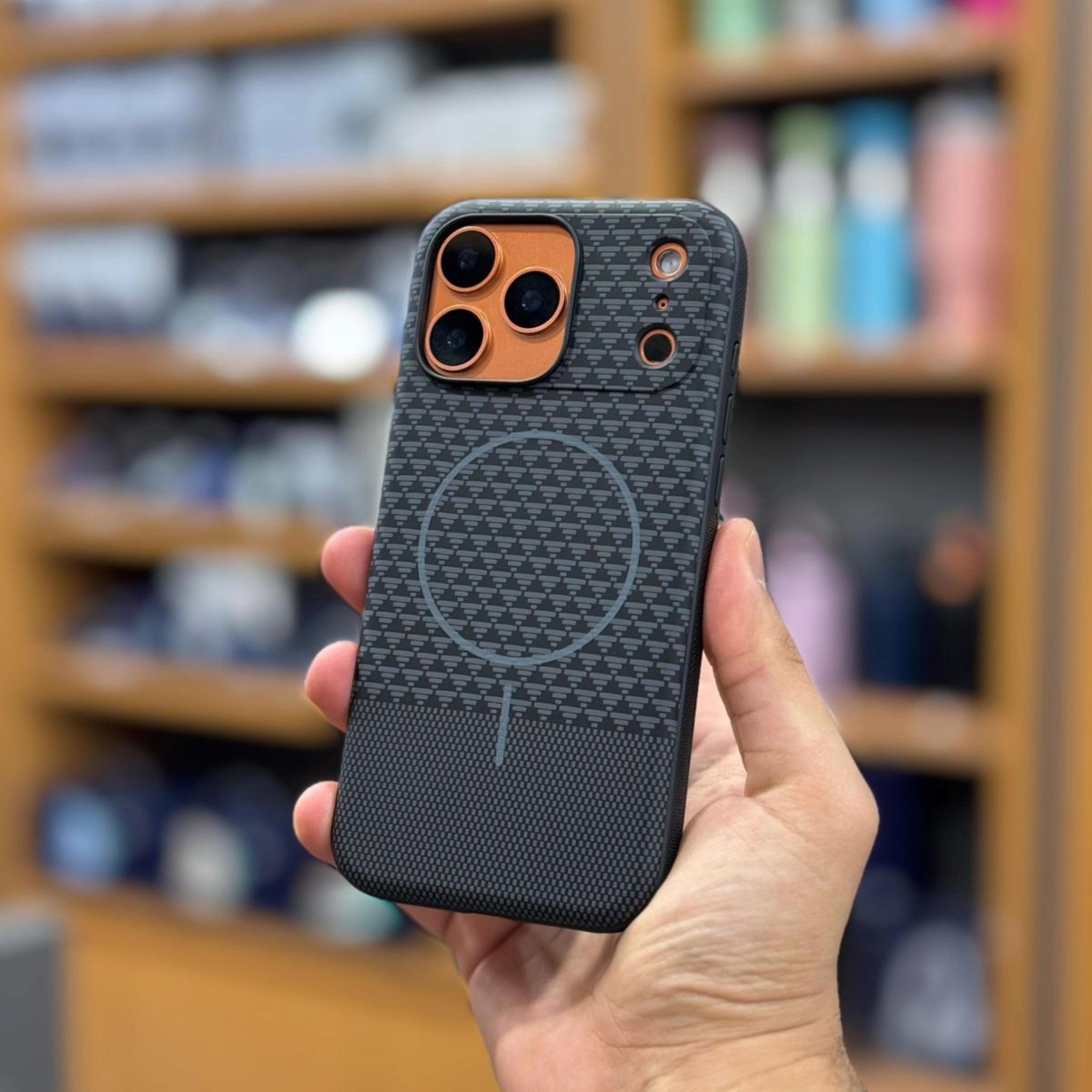 LZEL MagCarbon Splice Case for iPhone 17 Pro | Black Carbon