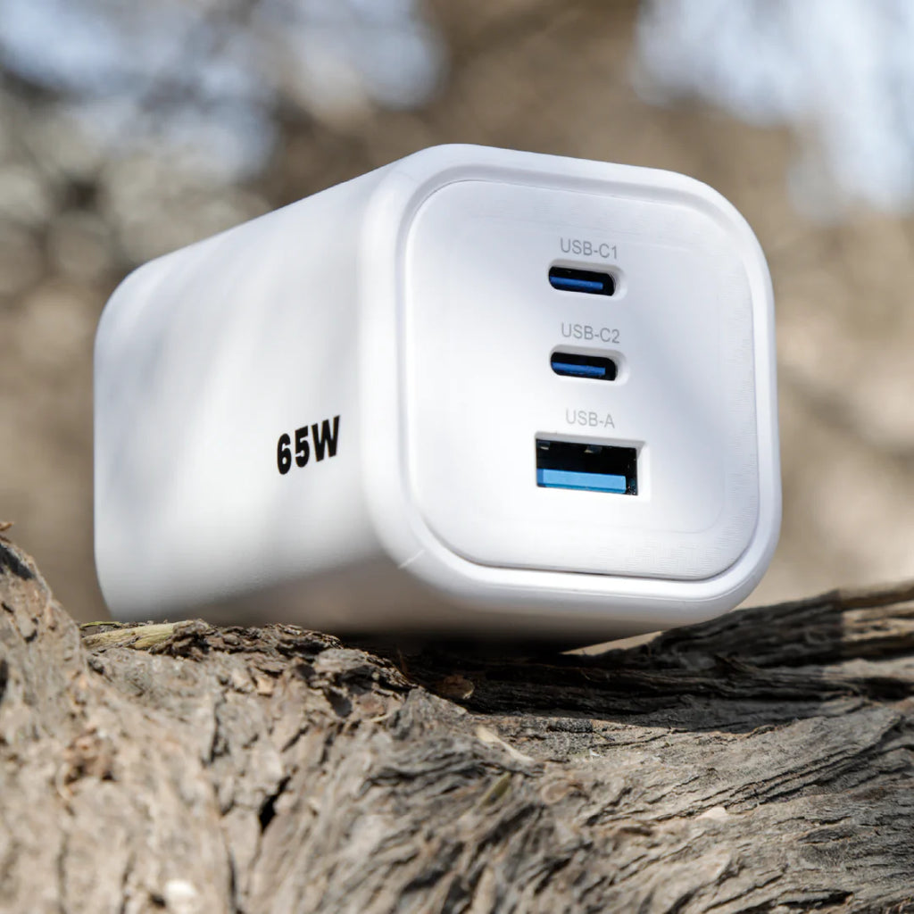 Asli  Global Maxcharge 65 Gan 3-Port Usb-A & Dual Usb-C Fast Charger