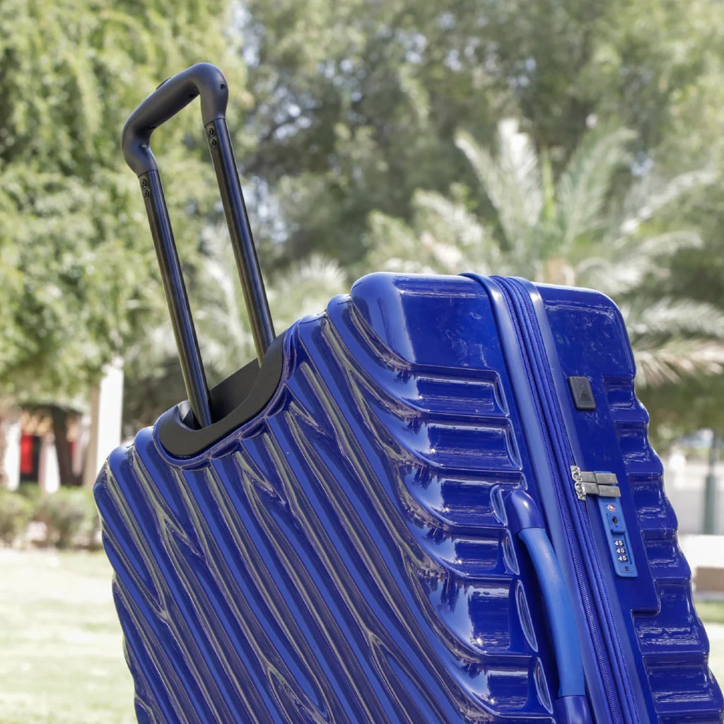 90 Percent 4 Wheels 20 Inch Suitcase