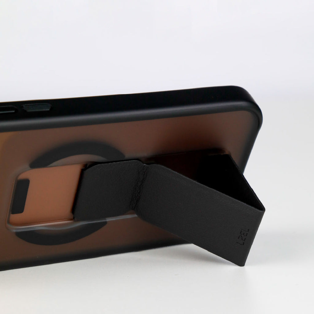 LZEL Magsynto Strap Case for iPhone 17 Pro