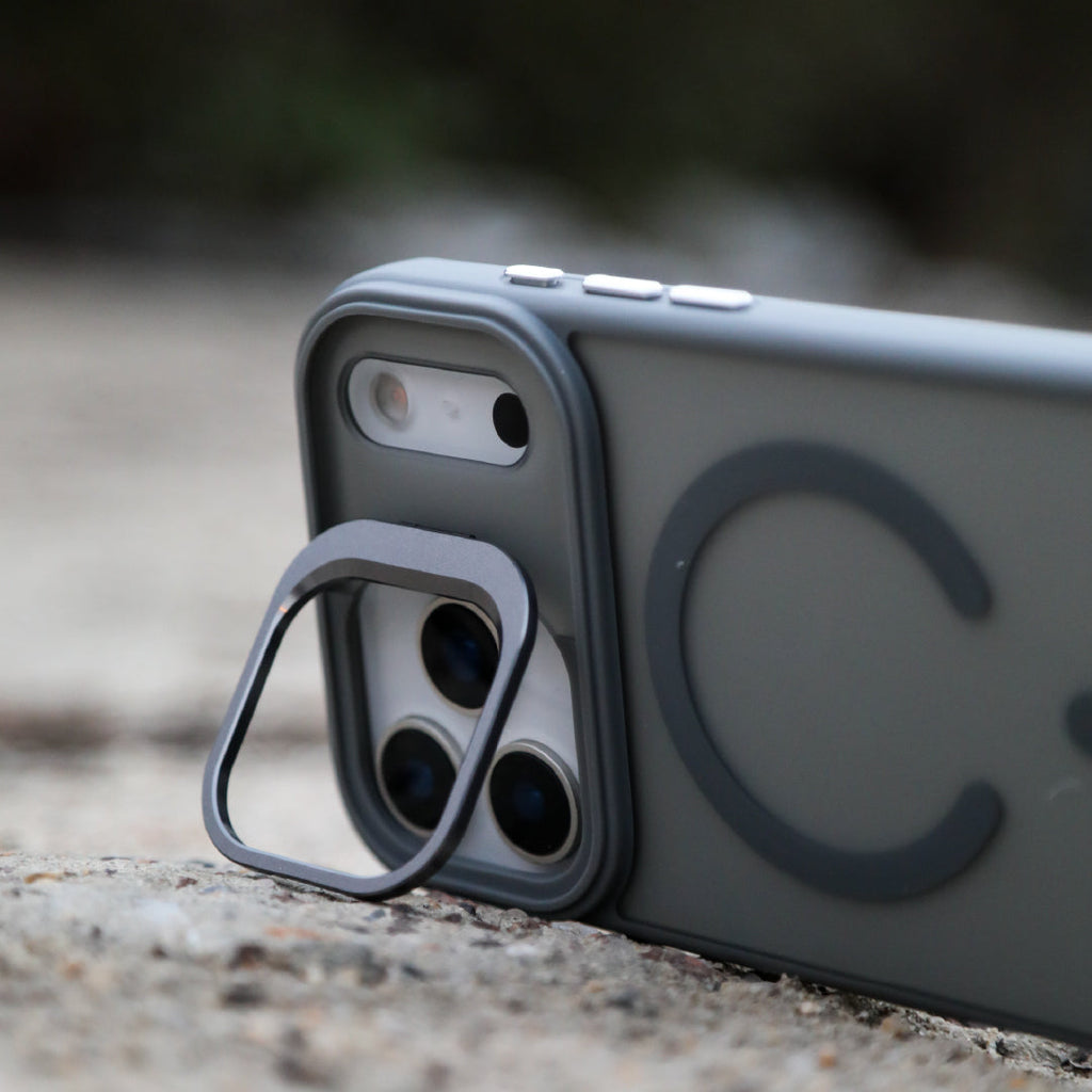 LZEL Magcamstand Soft Oil-coating Case With Adjutable Camera Stand Case For IPhone  17 Pro Max