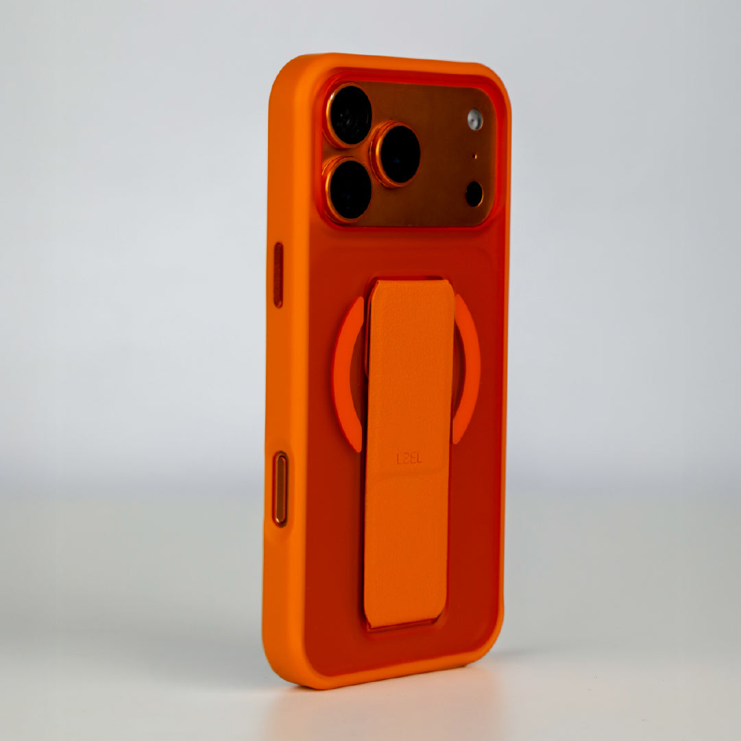 LZEL Magsynto Strap Case for iPhone 17 Pro