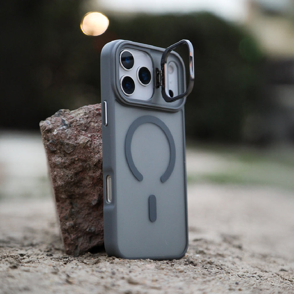 LZEL Magcamstand Soft Oil-coating Case With Adjutable Camera Stand Case For IPhone  17 Pro Max