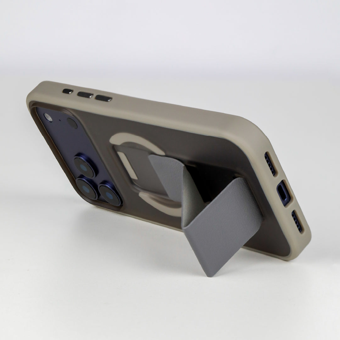 LZEL Magsynto Strap Case for iPhone 17 Pro