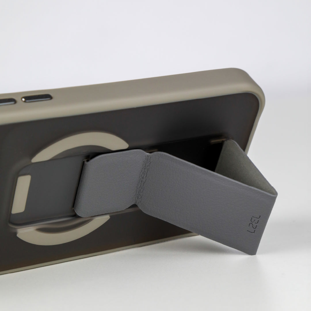 LZEL Magsynto Strap Case for iPhone 17 Pro Max