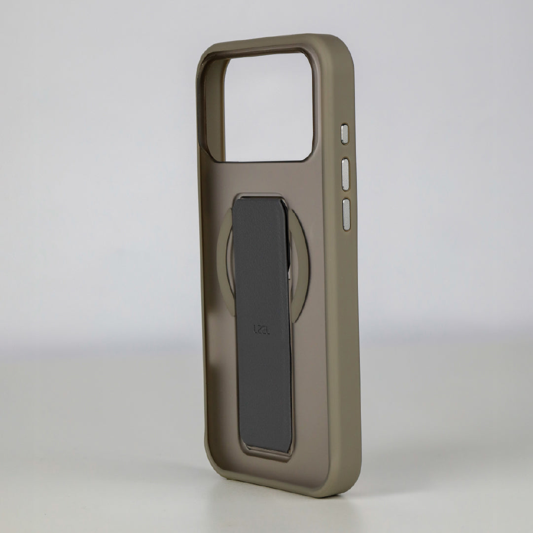 LZEL Magsynto Strap Case for iPhone 17 Pro