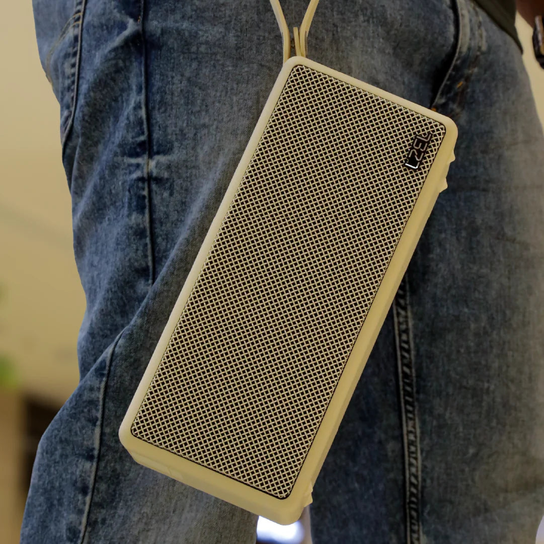 LZEL Aquilasonus Xl Premium Wireless Speaker With Deep Bass Bluetooth 5.4 - Optional Mic Support - 6000mah Battery