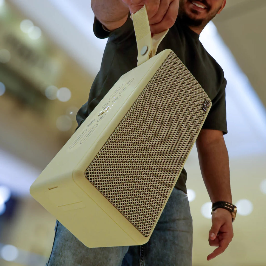 LZEL Aquilasonus Xl Premium Wireless Speaker With Deep Bass Bluetooth 5.4 - Optional Mic Support - 6000mah Battery