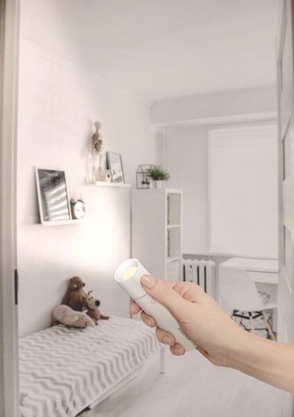 Momax Snaplux Portable Led Lamp