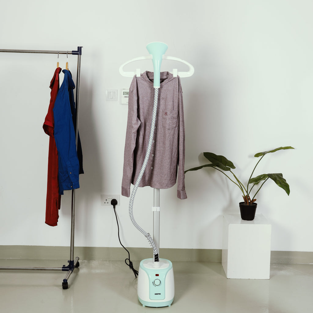 Portable Garment Steamer â€“ 1800W, 2L Tank, Dual Steam Levels, Fast Heating