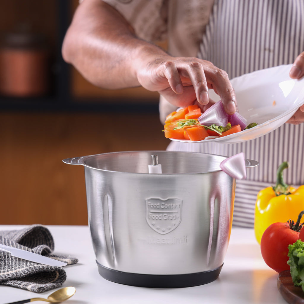 Geepas Multi Chopper | 500W| 3L Stainless Steel Bowl | 3-Speed Control | Stainless Steel Double Blades | Heavy Duty Food Processor