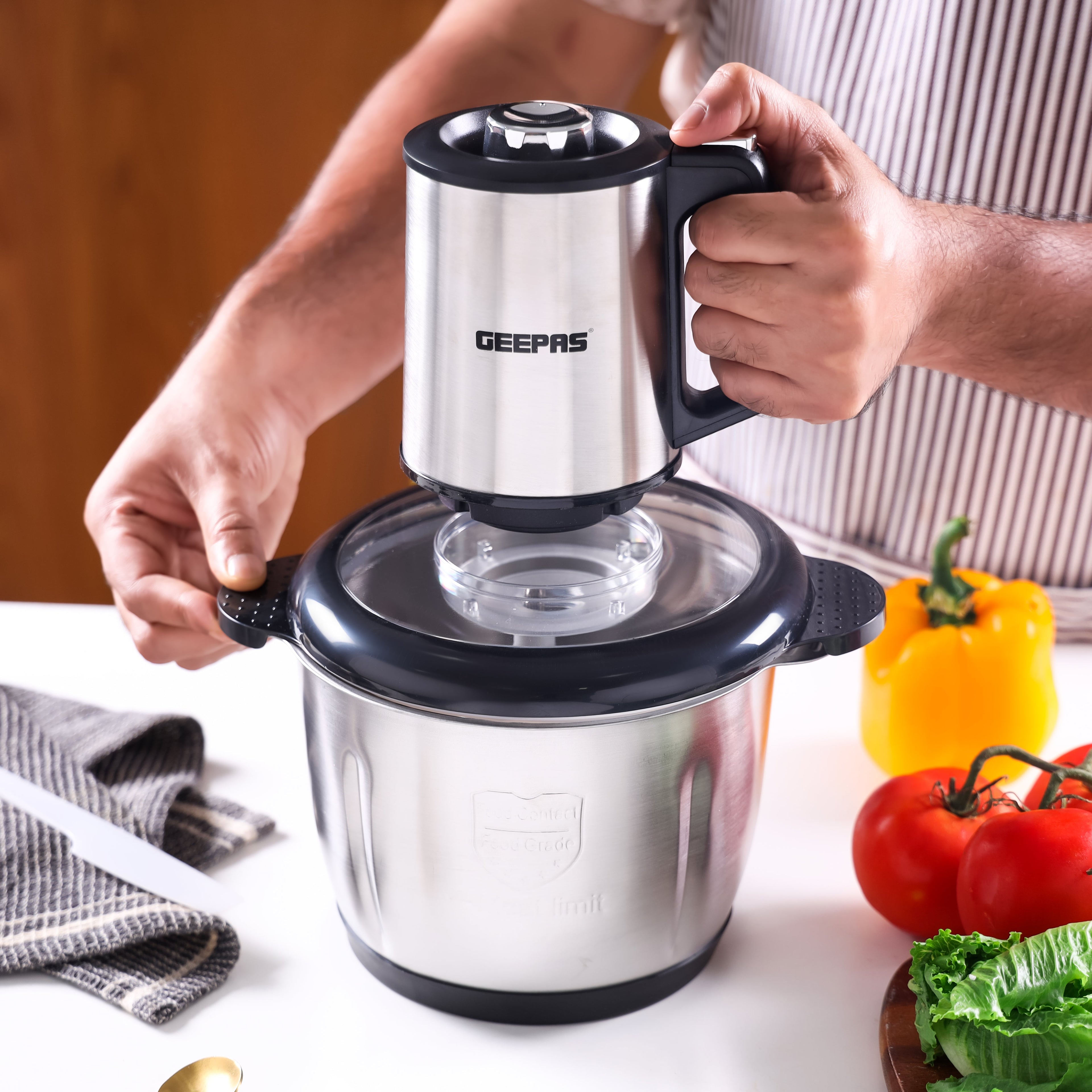 Geepas Multi Chopper | 500W| 3L Stainless Steel Bowl | 3-Speed Control | Stainless Steel Double Blades | Heavy Duty Food Processor