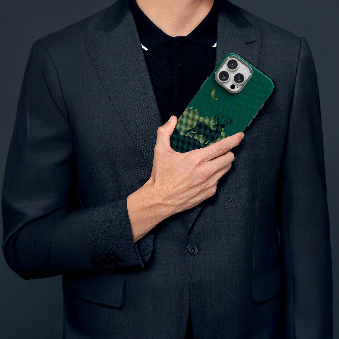 LZEL MagCarbon Deer Cover for iPhone 16 Pro | Green Deer