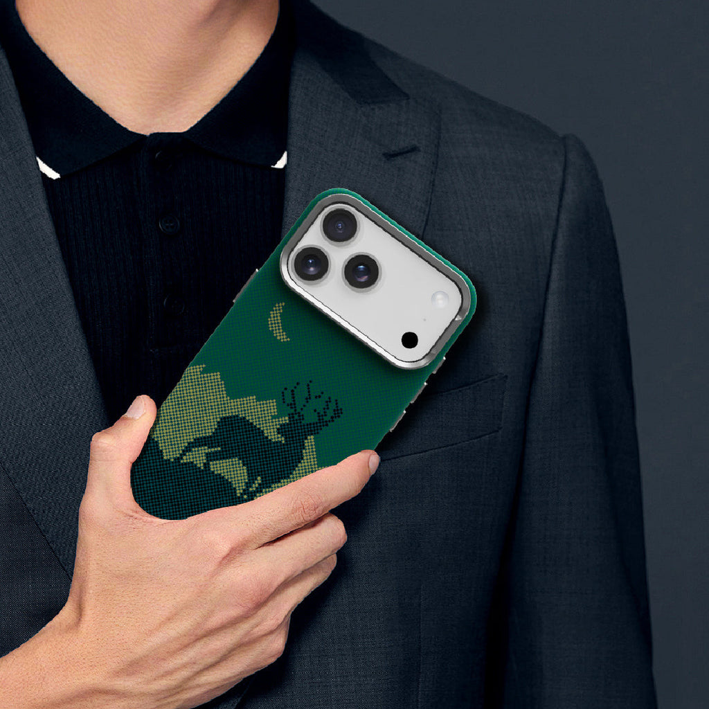 LZEL MagCarbon Deer Cover for iPhone 17 Pro | Green Deer