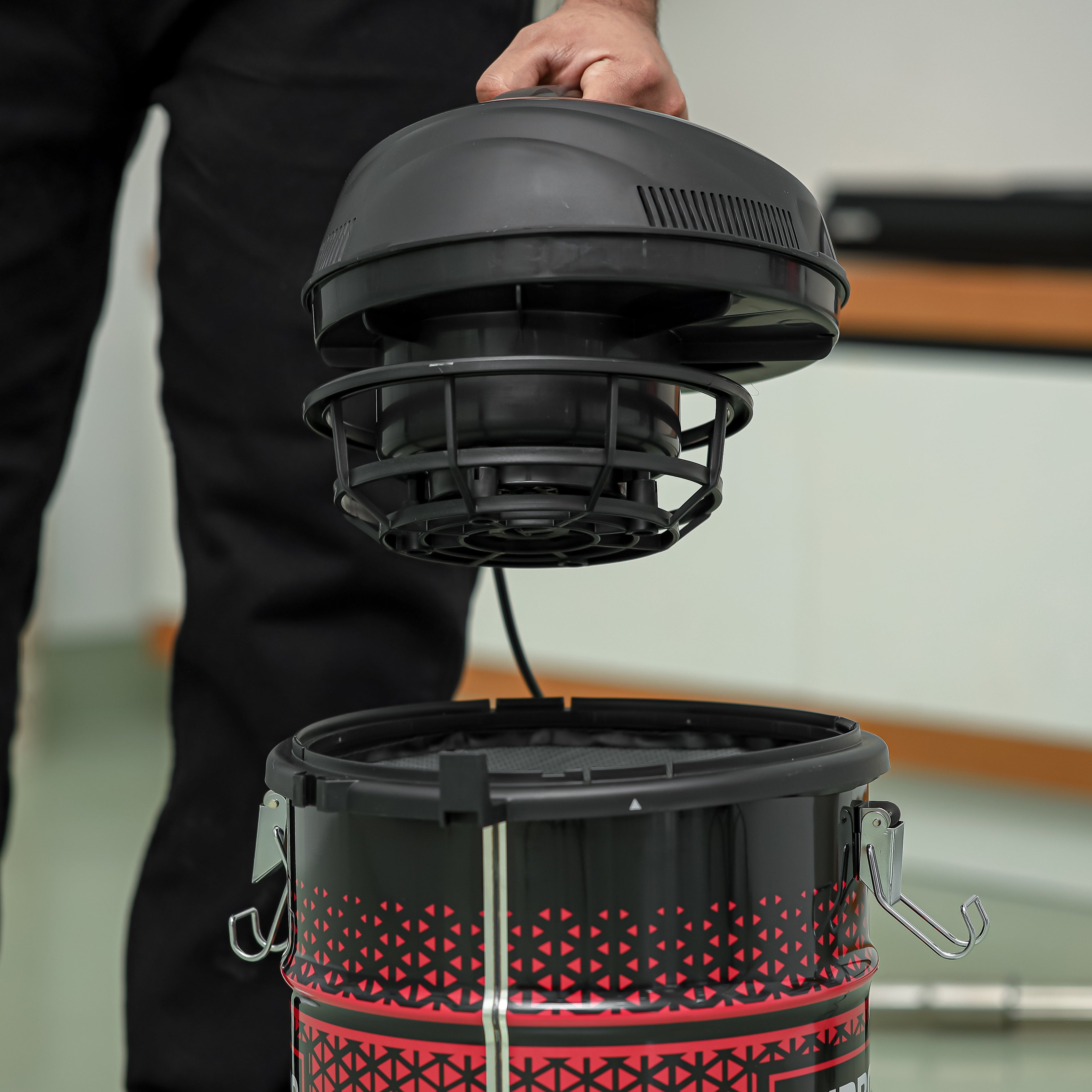 Geepas Drum Vacuum Cleaner â?? 2300W, 21L Iron Tank, Dry & Blow, High Efficiency, Dust Indicator