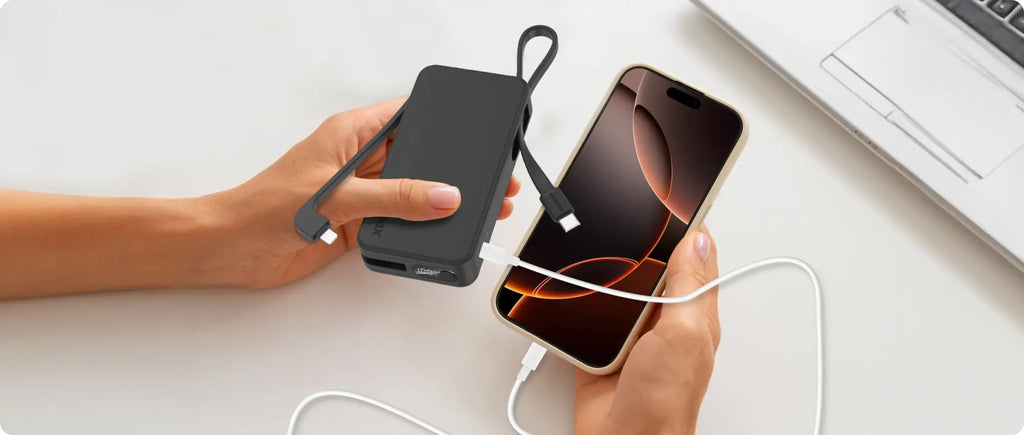 Momax 1-Power Vital Battery Pack 10000mAh With Dual Built-In Usb-C & Lightning Cable | Black