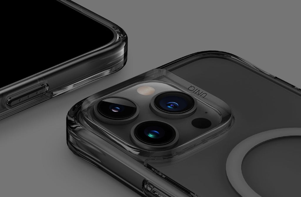 Uniq iPhone 16 Pro Hybrid Combat MagSafe Case | Carbon Black