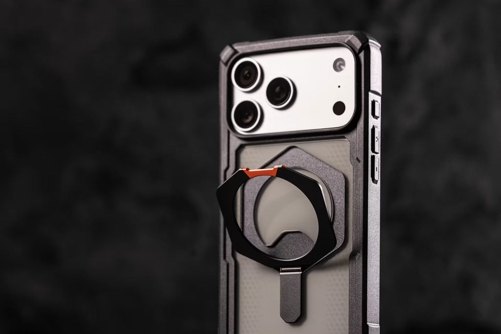 UAG iPhone 17 Pro Max Plasma XTE Magsafe Case | Black/Clear