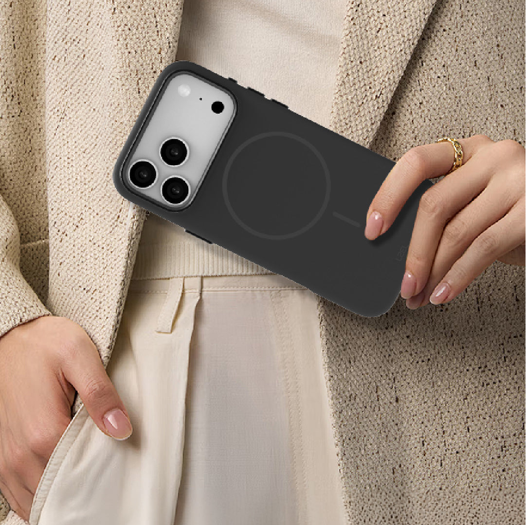 LZEL Magnexin Silicone Case for iPhone 17 Pro | Black