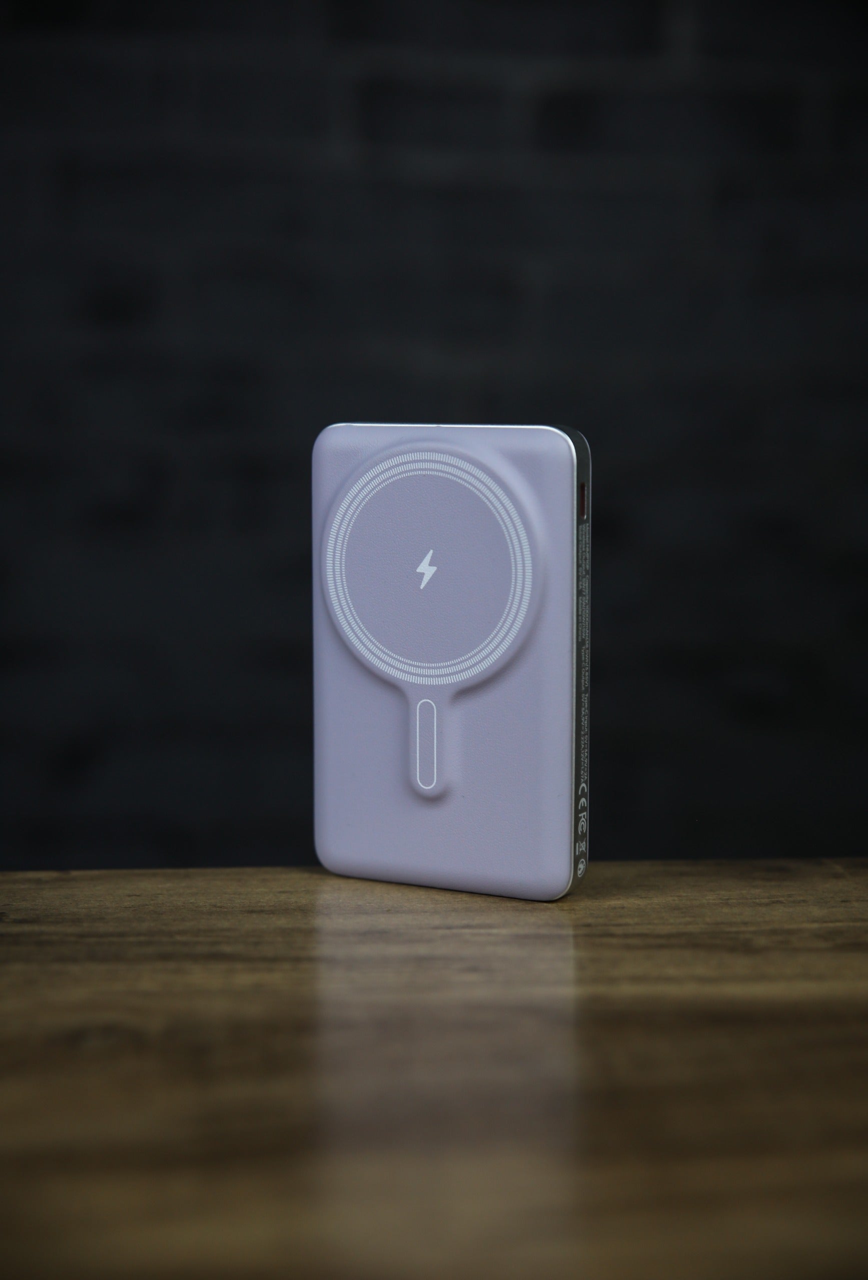 LZEL Novus MagPower 10,000mAh PD MagSafe Power Bank 20W USB-C | Purple