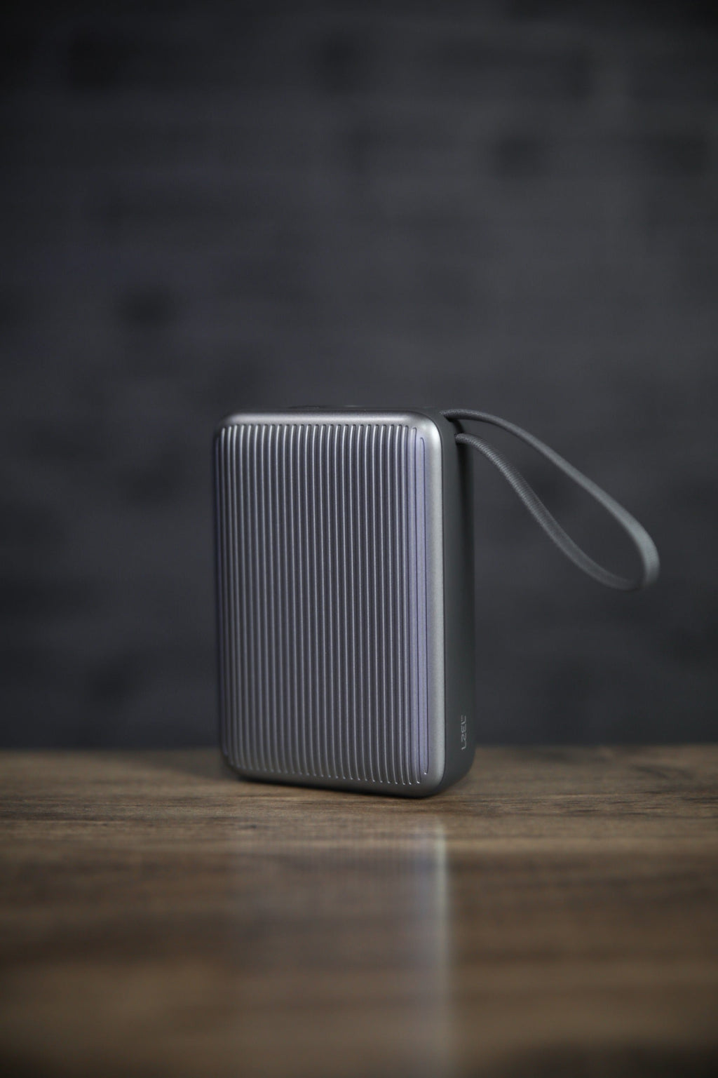 LZEL Neurode Sync - 10,000mAh PD Mini Power Bank 22.5W with Built-in Cable | Black