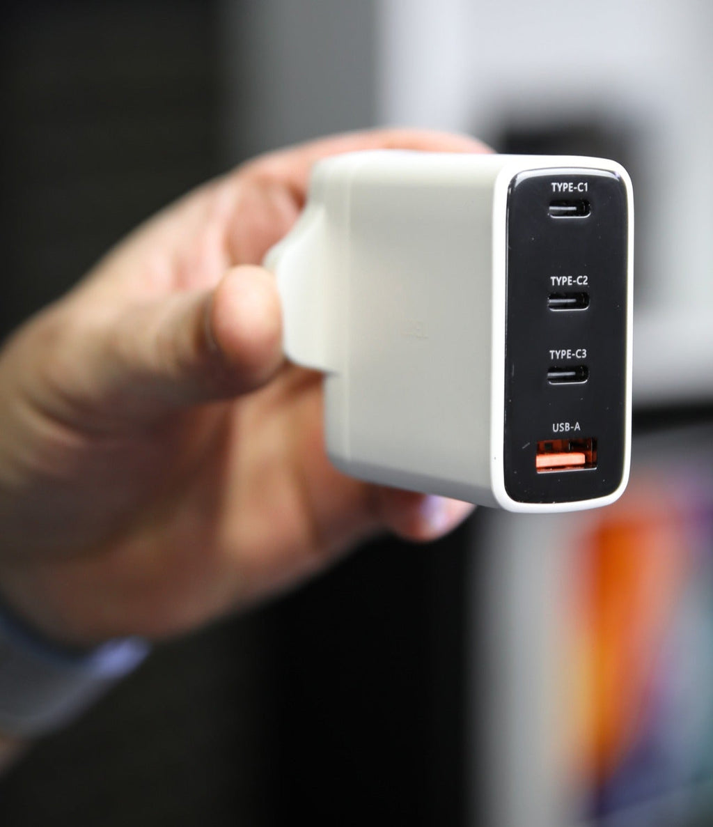 LZEL VoltixCharger 100W 4 Port GaN Wall Charger | White