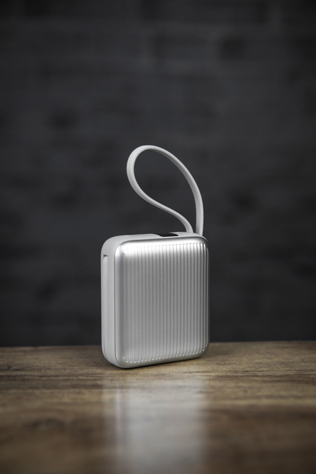 LZEL Neurode Sync - 10,000mAh PD Mini Power Bank 22.5W with Built-in Cable | Silver