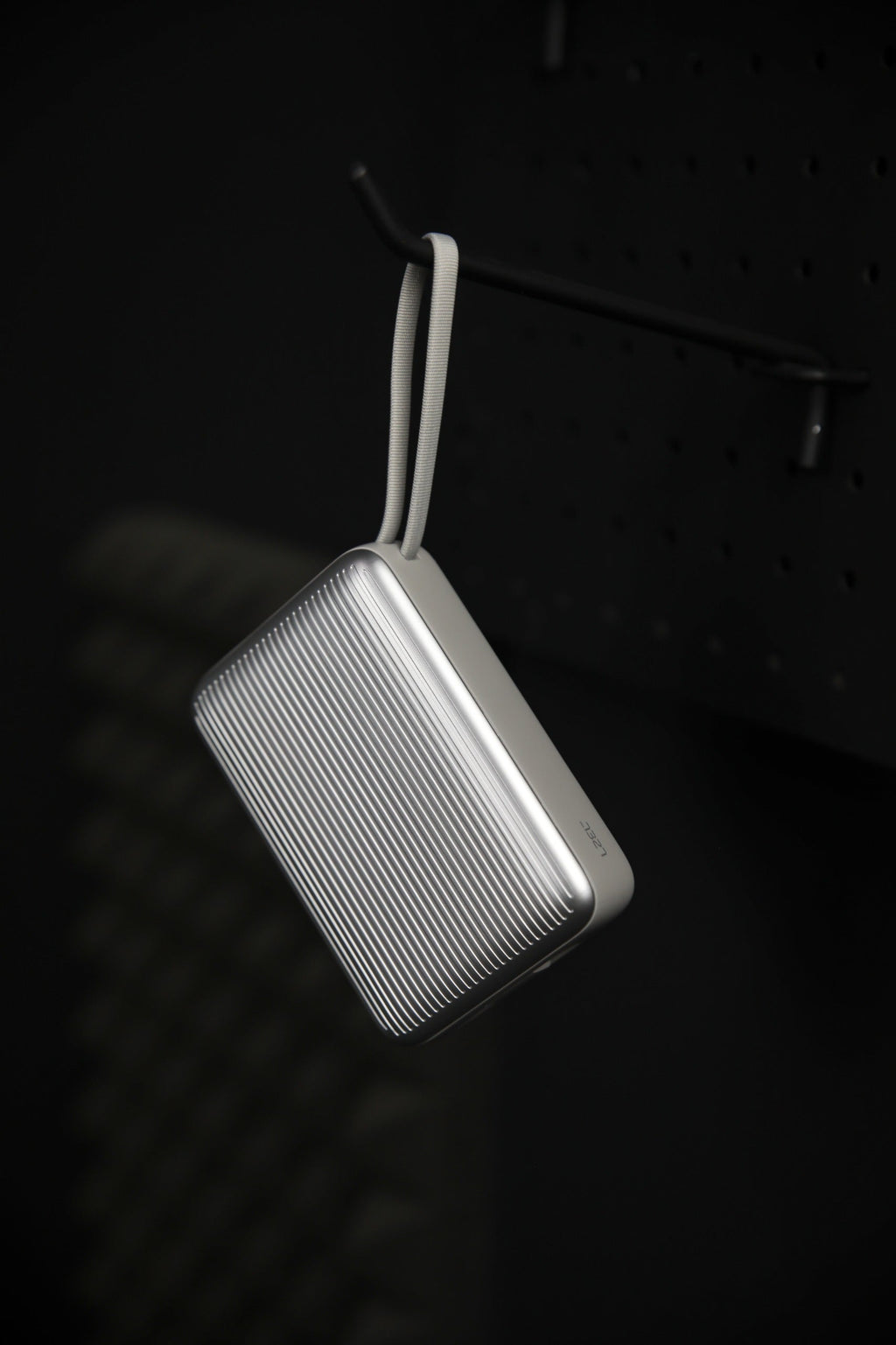 LZEL Neurode Sync - 10,000mAh PD Mini Power Bank 22.5W with Built-in Cable | Silver