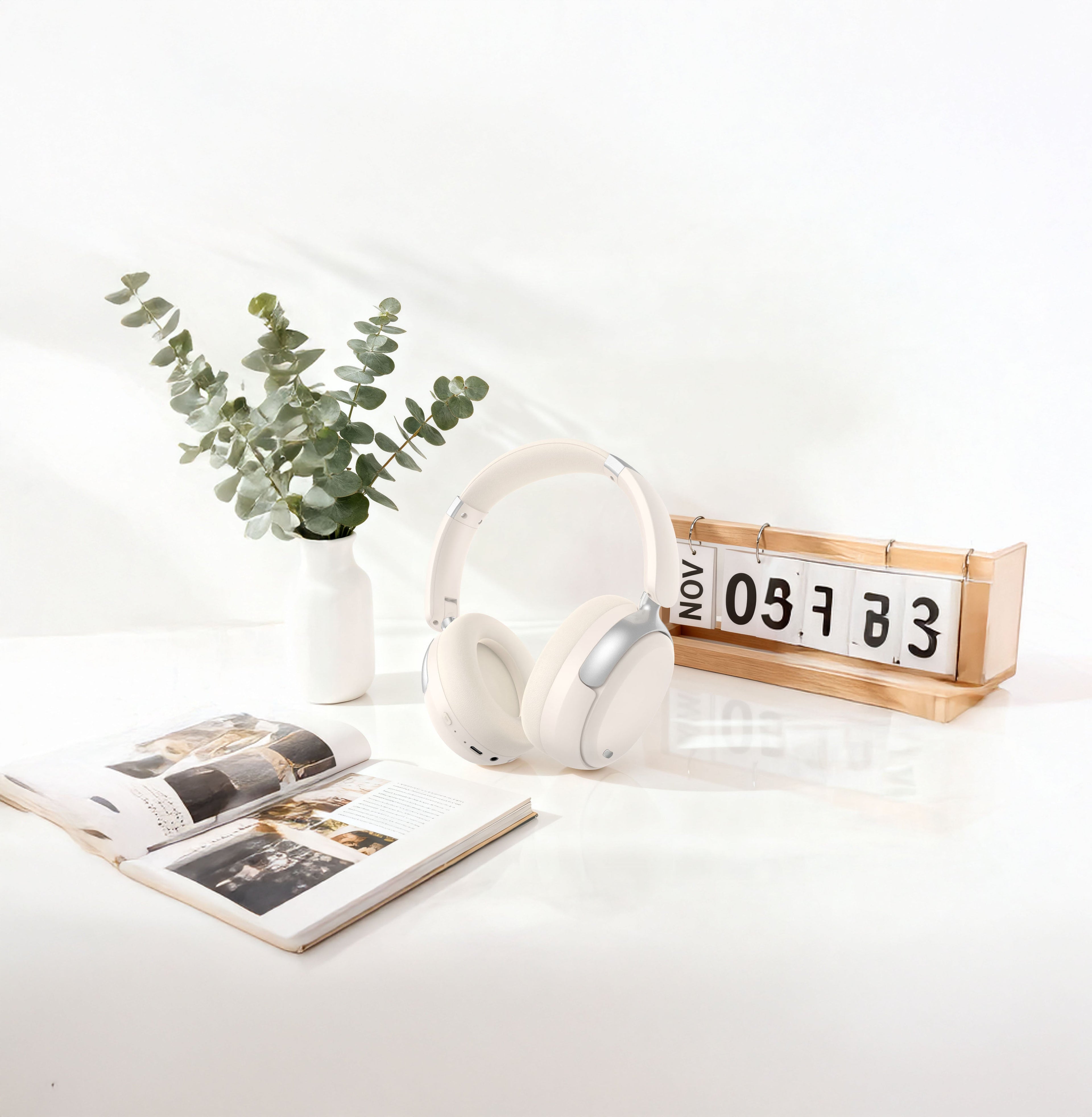 LZEL Sonique Pulse Wireless Stereo Headphones | White