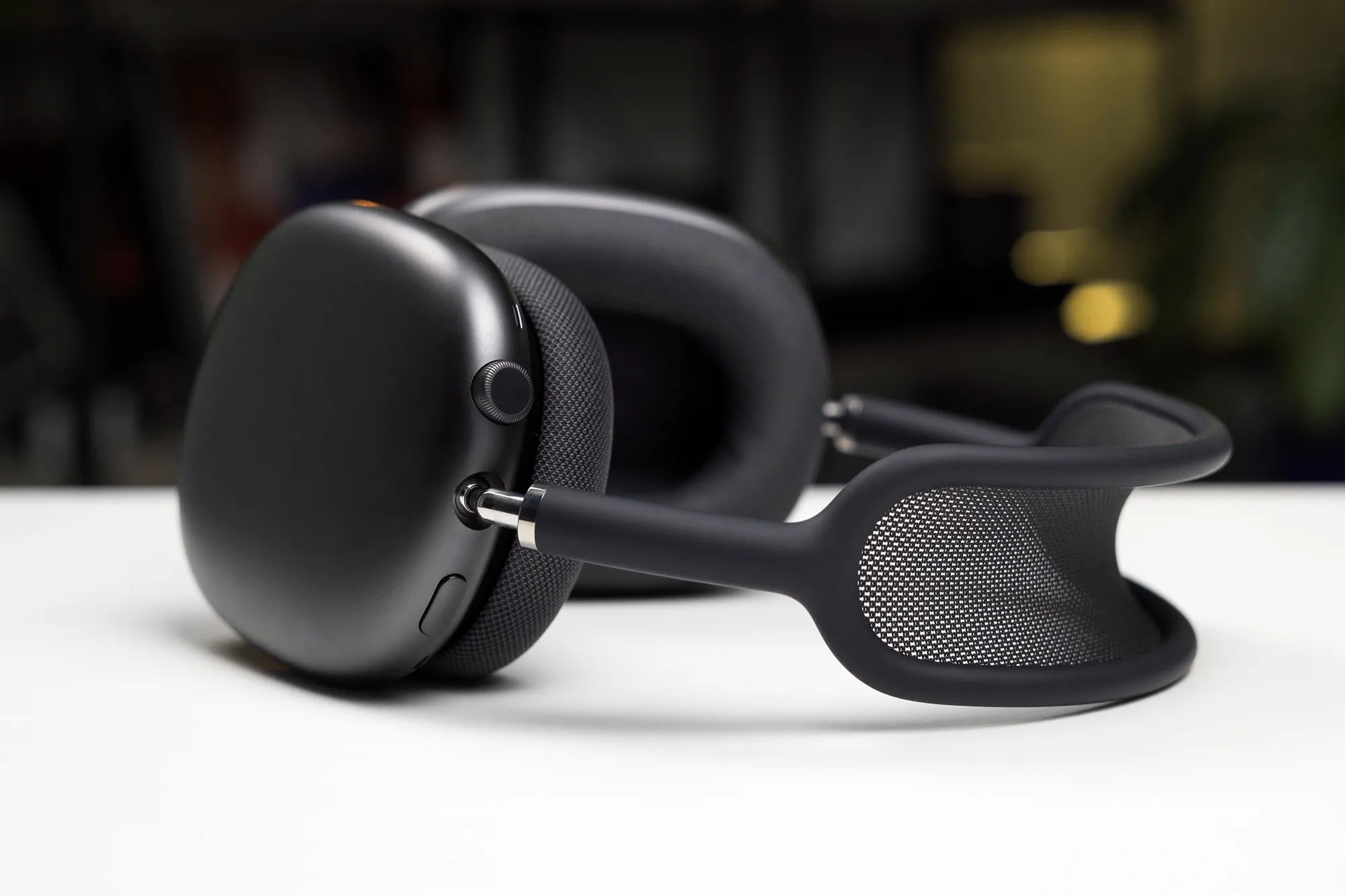 Apple AirPods Max 2024  Bundle Offer | Midnight