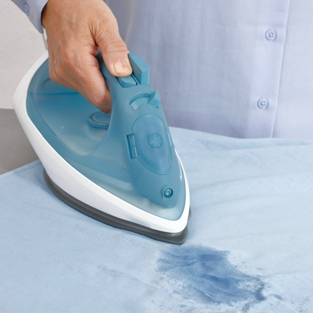 Panasonic Steam Iron with Powerful Steam for Quick & Easy Ironing 2300W/Titanum | Green