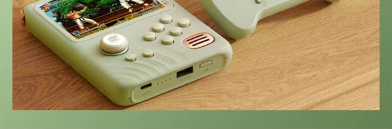 Retro Game Console - 3.5-inch IPS Screen, 6000mAh, 10000 Games | Light Green