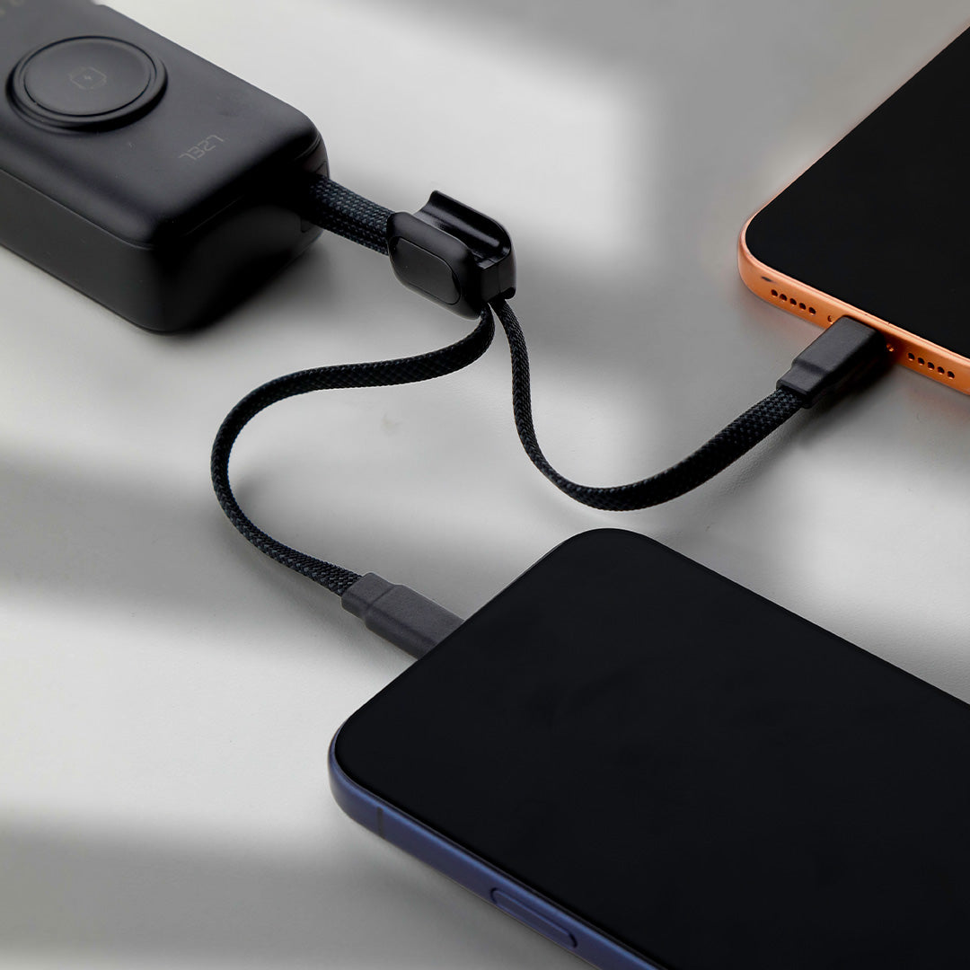 LZEL Ampflow10 Mini 10000Mah Pd Power Bank 22.5W | Built-In Type-C & Lightning Cable | Wireless Charging