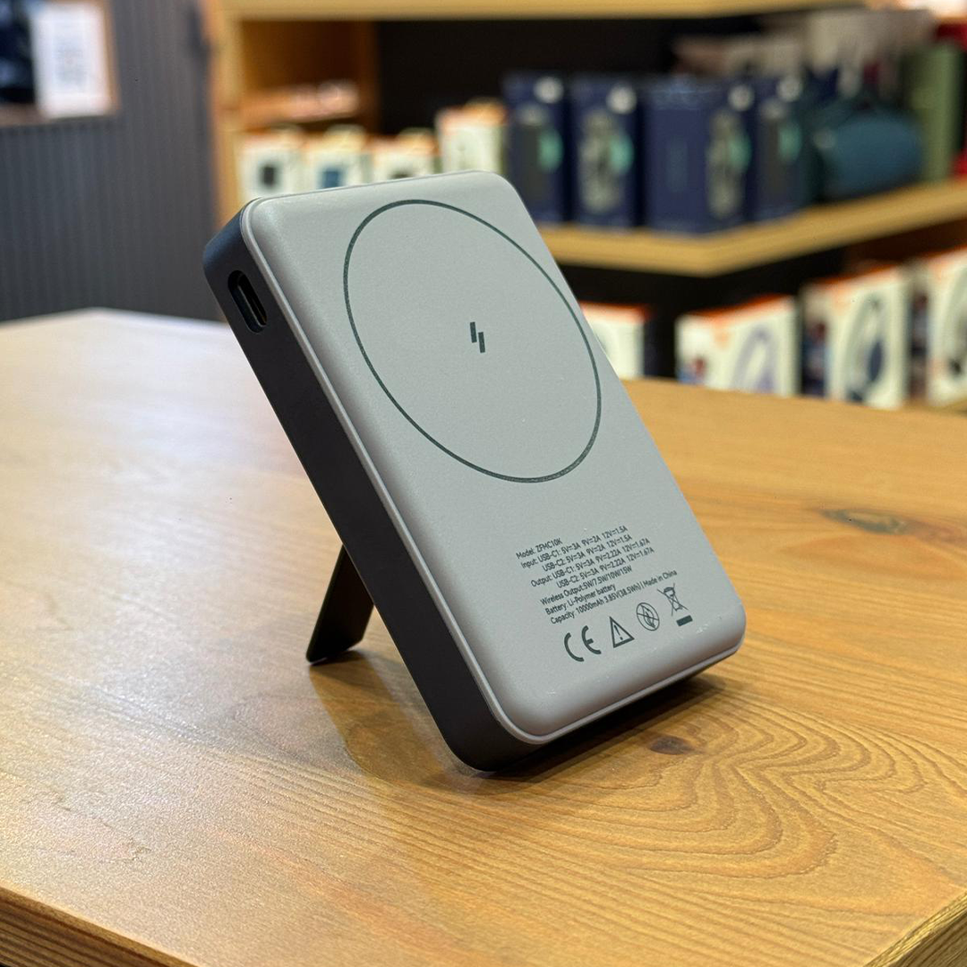 LZEL ZenoFlex MaxCharge 5000mAh Wireless Charging Power Bank â€“ 20W Wired Output / 18W Input (15W Wireless) | Navy Blue