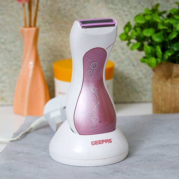 Geepas Rechargeable Lady Shaver | Wet & Dry Use | Washable Design| USB Charging | Dual Blade System | Smooth & Gentle Hair Removal | Compact Cordless Shaver for Women