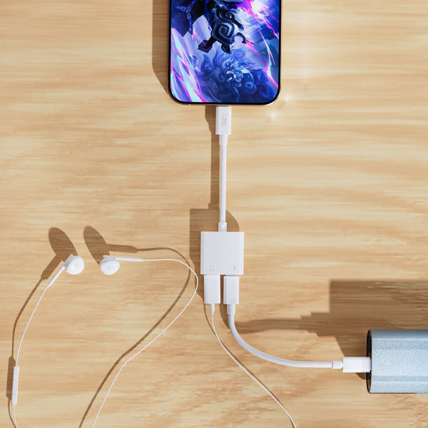 LZEL Hubduo Nexus Dual USB-C Headphone And Charger Adapter 20cm | White