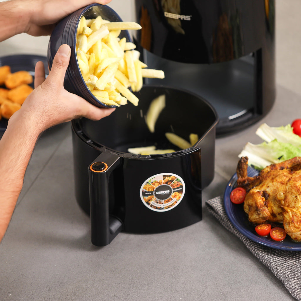 Geepas Digital Air Fryer 4L Oil-Free Timer 80-200°C 8 Programs Black