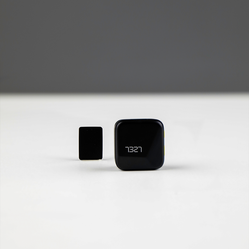 LZEL 2.4 GHz Wireless Microphone – Portable, Clear Audio, Noise Reduction, Mono/Stereo