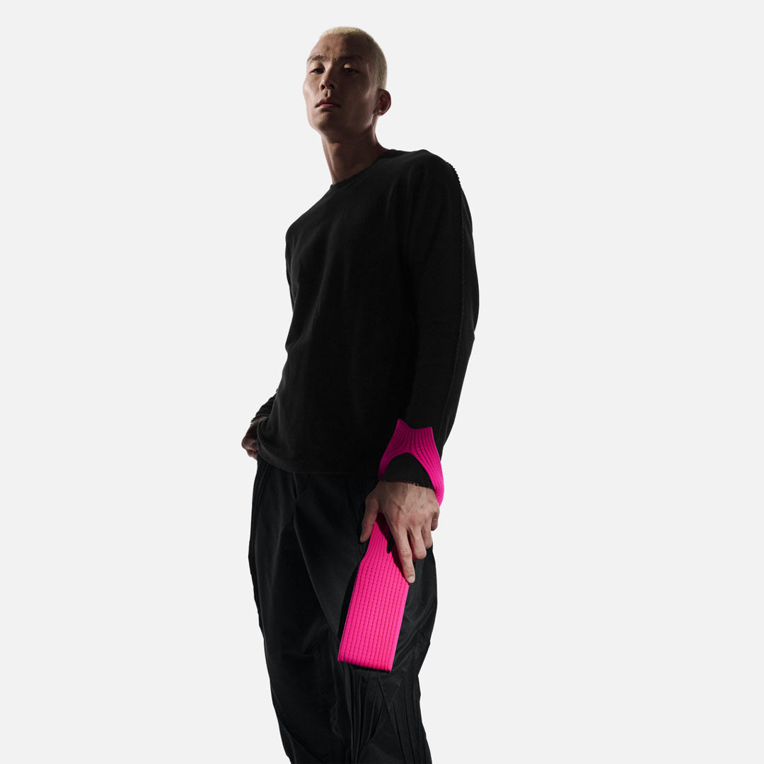 Phone Pocket with Strap â€“ Stretch Knit Wearable iPhone Holder 40 cm | Pink